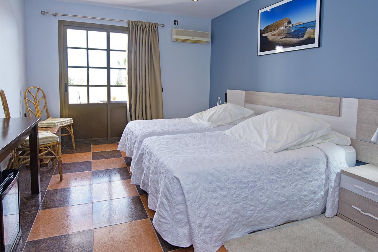 Hotel Family Agua Amarga à Agua Amarga  Extérieur photo